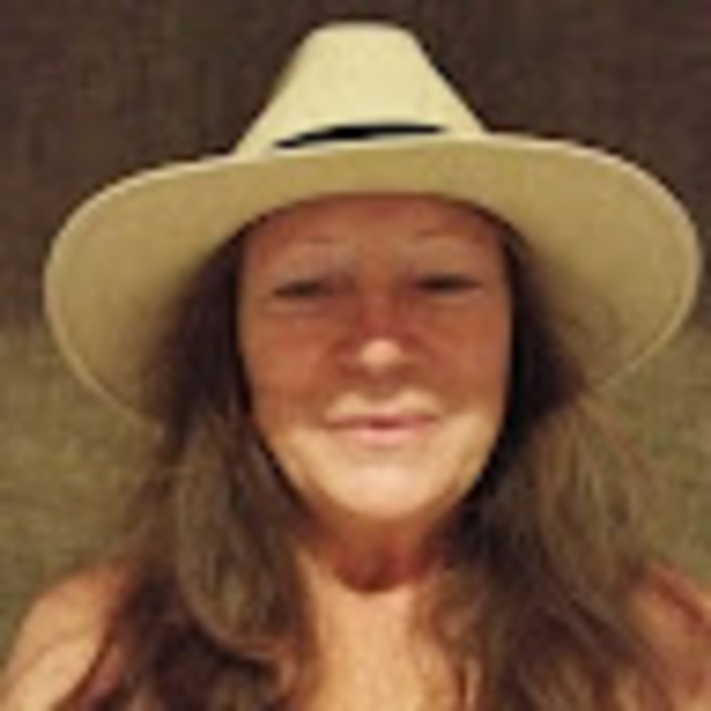 Meet your Posher, Linda